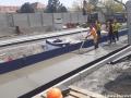 Betonování podkladní vrstvy v místě uložení panelů v prostoru sdružené zastávky tramvají a autobusů Ciolkovského. | 05.05.2023