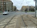 Rozvětvení tramvajové tratě od Palmovky, přímý směr pokračuje k Vysočanské, pravý oblouk k Nádraží Libeň | 27.3.2004