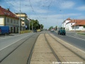 Koleje tramvajové tratě v táhlém pravém oblouku kopírují tvar Bělohorské ulice, v protisměrné koleji, která je již součástí komunikace, je k zákrytu využit asfalt pro komfortnější pojíždění automobily.