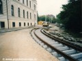 Součástí rekonstrukce tramvajové trati v Keplerově ulici byla i rekonstrukce koncové části jednokolejné manipulační tratě Hládkov. | 23.7.2000