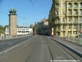 Tramvajová trať v prostoru zastávky Jiráskovo náměstí do centra zřízená metodou W-tram s asfaltovým zákrytem