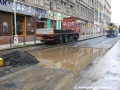 Po dešti se u křižovatky se Zborovskou ulicí v místě rekonstruované tratě objevilo kalné jezero :-). | 28.9.2007