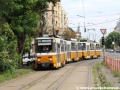 Na samostatné těleso před konečnou zastávkou vjíždí trojice vozů T5C5 ev.č.4310+4251+4238 vypravená na linku 14 a její řidič nám naznačuje, že kolegové nervózní z fotografů nejsou jenom v Praze :-). | 12.7.2012
