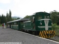 Motorová lokomotiva TU45.001 dovezla do Chvatimechu první ranní vlak z Čierneho Balogu. | 7.8.2010