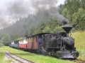 Parní lokomotiva U45.903 ve výhybně Šánská s osobním vlakem. | 7.8.2010