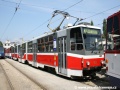 Ve vozovně tramvají odstavený vůz KT8D5.RN2 ev.č.512. | 7.8.2007