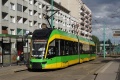 Jednosměrný vůz od Modertransu Moderus Gamma #622 odbavuje cestující v zastávce Głogowska/Hetmańska. | 16.7.2022