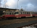 Jednotky 420 953-2 a 420 959-9 odstavené v depu Tatranských Elektrických Železnic v Popradu, do provozu zasáhly naposledy v roce 2006. | 16.3.2009