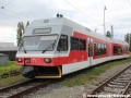 Jednotka 425 962-8 odstavená v depu Poprad. | 15.7.2012