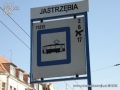 Zastávkový sloupek Jastrzebia a improvizovaně škrtnutá jedna linka v době výluky | 21.8.2008