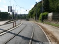 Dokončovaná část tramvajové tratě u podolské porodnice metodou w-tram. | 8.7.2011