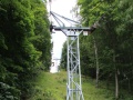 Nosná podpěra č.8 lanové dráhy na Komáři Vížku obsahuje v kladkové baterii pro každé lano 4 kladky vedoucí lano. | 9.7.2012