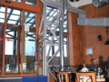 Interiér Von Roll restaurantu využívá původní vybavení druhého úseku lanové dráhy na Chopok. | 18.1.2014