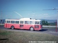 Trolejbus 9TrHT28 ev.č.11 na lince 13 na smyčce Nová Ves ve výstupní zastávce | 30.8.1997