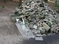 Sbírka kamenů, šutrů, šutráků a oblázků na počet mistra Járy Cimrmana v zastávce Kaproun | 30.7.2008