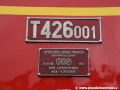 Řadová tabulka lokomotivy a výrobní štítek na bočnici u kabiny. | 10.9.2011