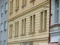 Pohled na zachovalé růžice na domech č.or.8 a 6 v Zenklově ulici. | 28.8.2006