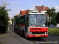 Karosa B 731.1667 ev.č.7186, poslední autobus pražského Dopravního podniku nevybavený elektronickými orientacemi v den svého posledního vypravení na 1. pořadí linky 131 vyčkává v obratišti Bořislavka na čas odjezdu | 11.6.2010