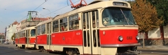 Souprava vozů T3 #6102+6149 u Pražské tržnice v Holešovicích. | 4.10.2015