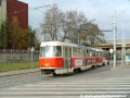 Souprava vozů T3 ev.č.6867+6866 vypravená na linku 17 vjíždí do původní zastávky Nádraží Holešovice | 11.11.2005