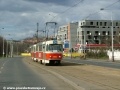 K zastávce Nádraží Vršovice se blíží od Otakarovy souprava vozů T3 ev.č.6882+6881 vypravená na linku 24. | 22.3.2004