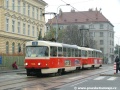 Souprava vozů T3SUCS ev.č.7156+7157 vypravená na linku 1 opouští zastávku Nádraží Holešovice | 3.11.2005
