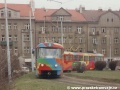 Souprava vozů T3M ev.č.8058+8059 na lince 8 v levém kolejovém oblouku smyčky Dlabačov. | 13.4.1996