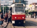 Vůz T3R.P ev.č.8316 vypravený na linku 37 stanicuje v zastávce Strašnická. | 10.5.2002