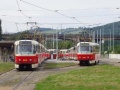 Vozy T3R.P ev.č.8375 a ev.č.8365 odstavené ve smyčce Nádraží Braník. | 30.6.2004