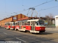 Souprava vozů T3R.P ev.č.8388+8401 vypravená na linku 3 překonává sjezdovou výhybku ze smyčky Harfa a míří k zastávce Podkovářská. | 24.3.2012