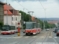 V zastávce Bořislavka stanicuje souprava vozů T6A5 ev.č.8683+8684 vypravená na linku 20. | 10.6.2006