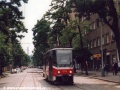 Vůz T6A5 ev.č.8713 vypravený na linku 14 projíždí po nesprávné koleji v ulici Komunardů ke staveništi u zastávky Osadní (dnes Ortenovo náměstí) | 5.8.2002