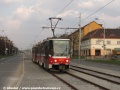 Souprava vozů T6A5 ev.č.8734+8735 vypravená na linku 19 míří k zastávce Hloubětín. | 20.4.2010