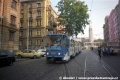 Vůz KT8D5 ev.č.9023 vypravený na linku 24 překonává během klesání Minskou ulicí druhou kolejovou spojku. | 14.9.2000