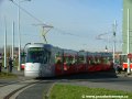 Skládání tramvaje Škoda 14T ev.č.9113 na pražské koleje na předávací koleji Zličín | 30.10.2006