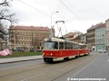 Souprava tzv. zadních cvičných vozů T3 ev.č.5513+5517 mimořádně spřažená do soupravy pózuje fotografům při vzpomínkové jízdě na náměstí Kinských | 16.11.2008
