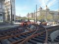 Pohled na trať vedenou podél Legerovy ulice přes kolejové oblouky z Vinohradské ulice. | 25.04.2026