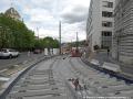 V oblouku ze Škrétovy do Legerovy ulice jsou již položeny betonové pražce. | 14.05.2026