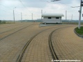 Pravý oblouk vjezdové koleje smyčky Sídliště Barrandov