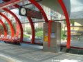 Automat na prodej jízdenek, a víceúčelový stojan umožňující vyhledání jízdních řádů a komunikaci s informačním střediskem Dopravního podniku se zabudovanou dotykovou obrazovkou v zastávce Chaplinovo náměstí z centra | 30.7.2006
