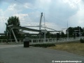 Zastávka Hlubočepy s pomníčkem, jehož součástí je základní kámen stavby tramvajové tratě na Barrandov | 28.7.2006