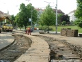 Likvidace původní konstrukce tramvajové tratě mezi křižovatkami Čechovo náměstí a Koh-i-noor tvořené velkoplošnými panely BKV. | 29.5.2012