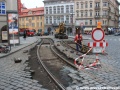 Pokračující výměna kolejnic v obloucích na Malostranském náměstí. | 12.3.2013