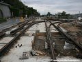 Vrchol rekonstruované křižovatky Letenský tunel od Čechova mostu je uložen na obnovené betonové desce, v prostoru pod rozjezdovou výhybkou je zatím vynechán prostor pro uložení přestavníku. | 29.7.2007
