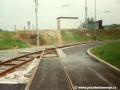 Smyčka Sídliště Modřany je již v provozu, přesto dokončovací práce stále neskončily, stále chybí podstatná část zákrytu kolejiště | 27.5.1995