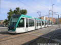 Nízkopodlažní tramvaj Alstom Citadis 302 na lince T5 projíždí křižovatkou u zastávky La Farinera připojující ji k trati linky T4 | 10.-15.7.2008