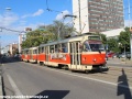 Souprava vozů T3SUCS ev.č.7767+7768 z roku 1985 na lince 4 míří k zastávce Jesenského.  | 18.7.2012