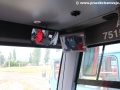 U pravého sloupku na stanovišti řidiče je umístěn LCD displej kamerového systému. | 26.6.2015