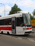 Další pózování vozu RT6N1 ev.č.1802 u zastávky Hrnčířská. | 17.5.2015