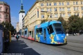 &bdquo;Verunka&rdquo;, tedy vůz Škoda 13T4 #1920 je prvním, který z výroby obdržel změněné uspořádání sedadel v lichých článcích a jiné rozmístění agregátů hydraulické brzdy. Ostatně proto je nakonec do provozu zařazen jako podtyp Škoda 13T5. | 1. 10. 2024